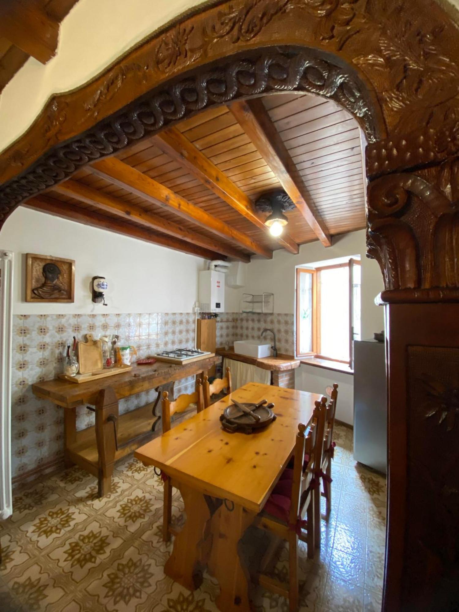 Casa Nel Centro Storico Di Borno Villa Eksteriør bilde